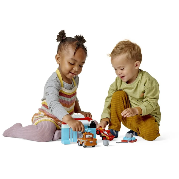 lego duplo da disney e diversao no lava jato com mcqueen e mate 10996 lego 1